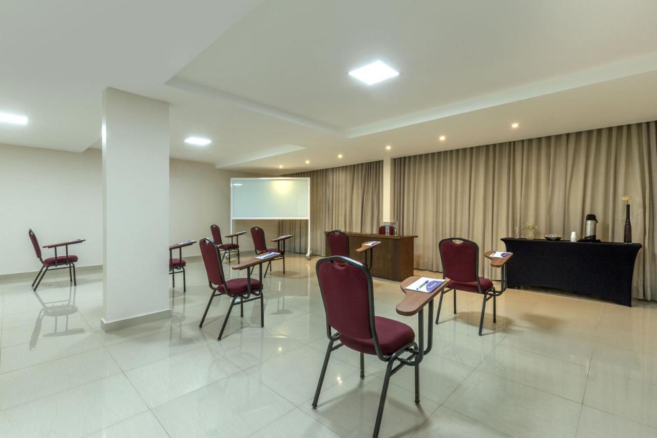 Sia Park Executive Hotel Candangolandia Dış mekan fotoğraf