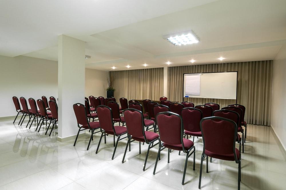 Sia Park Executive Hotel Candangolandia Dış mekan fotoğraf