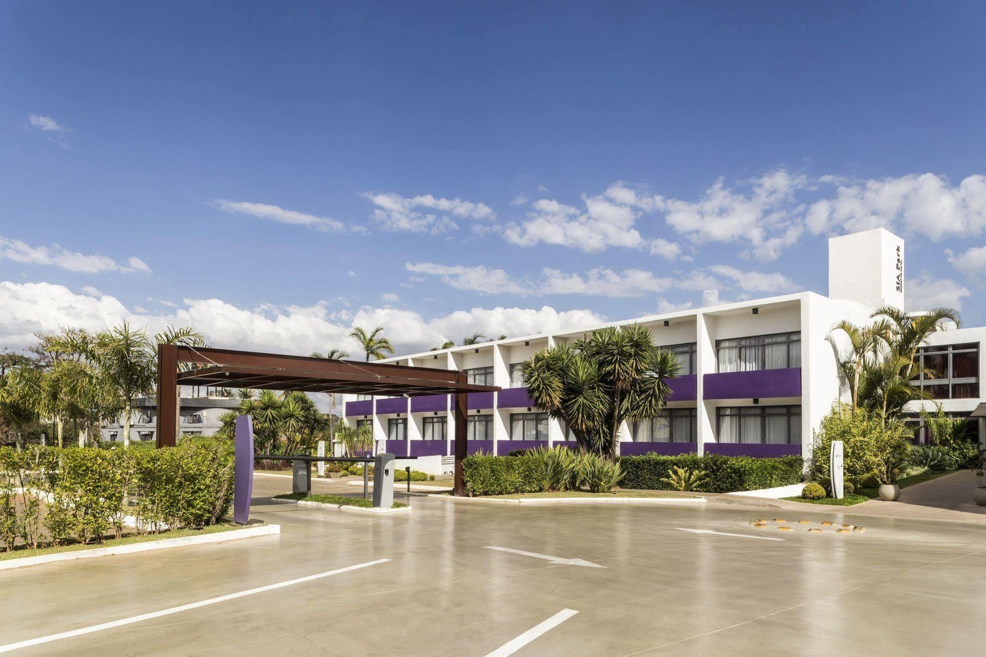 Sia Park Executive Hotel Candangolandia Dış mekan fotoğraf
